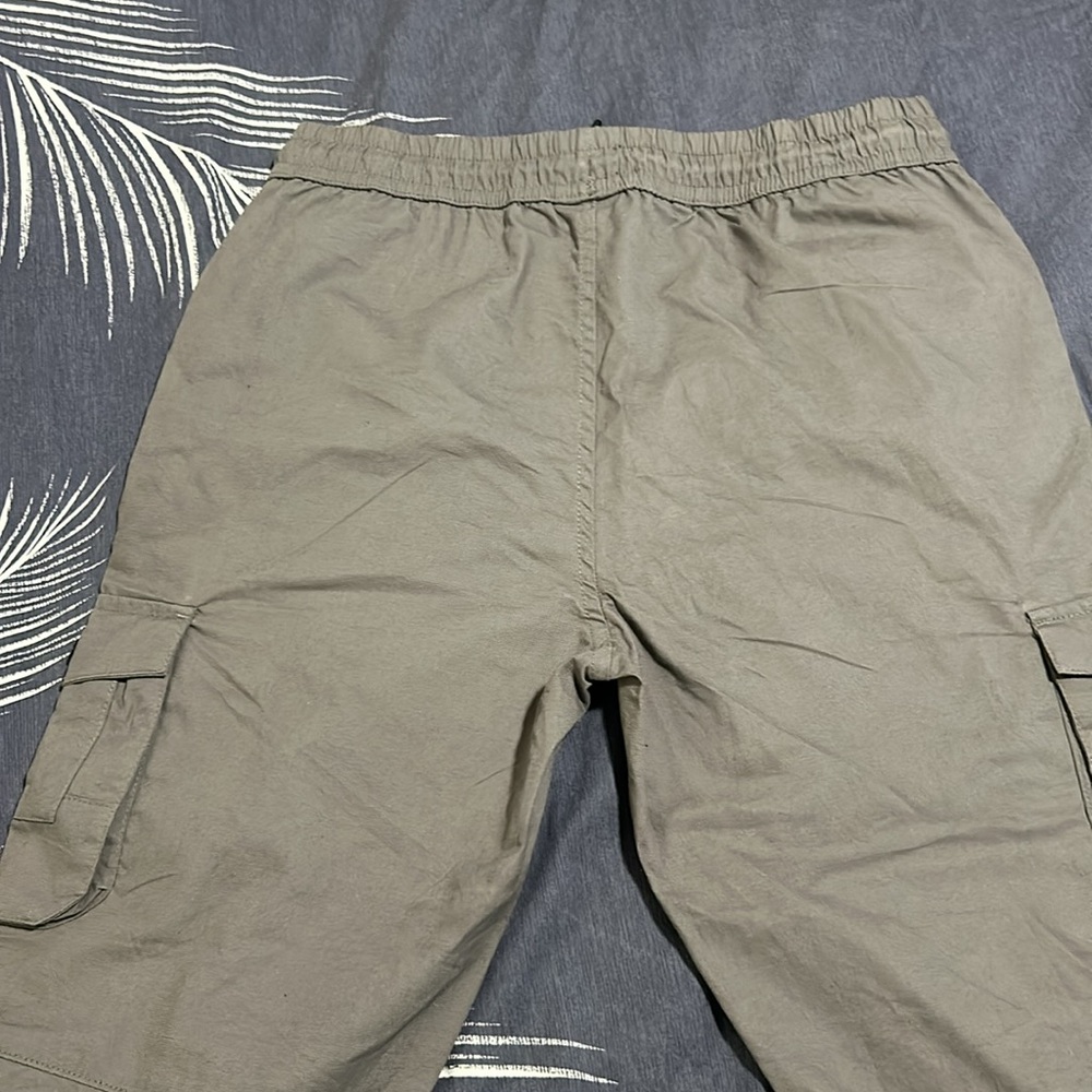 Cargo pants - Picture 4 of 5